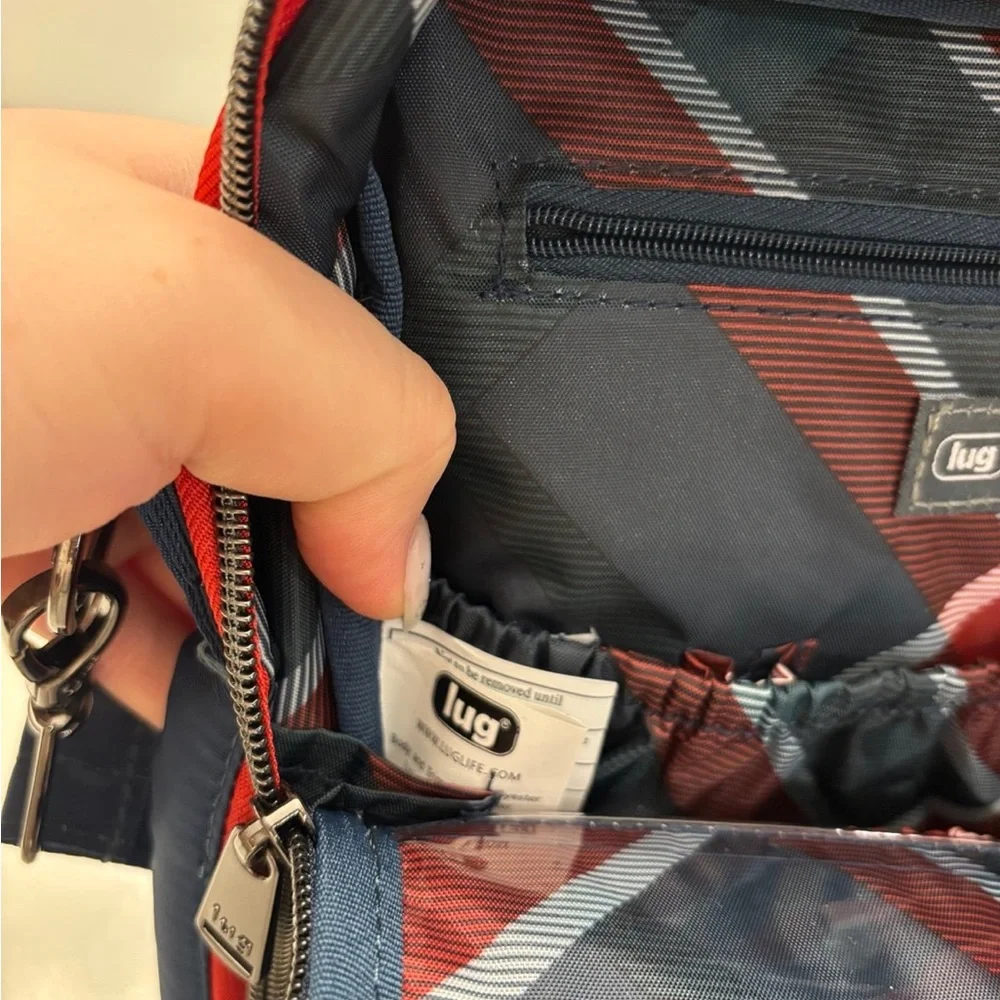 Lug Medium Cargo Crossbody with Built-In Wallet -Wrangler